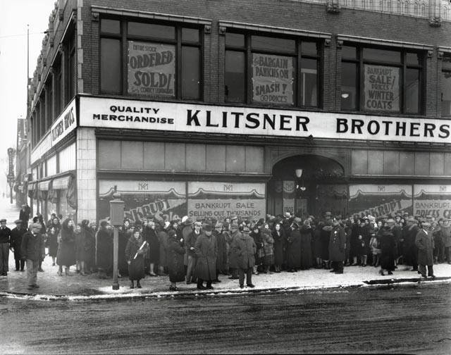 In Milwaukee, smaller operations existed in neighborhoods far from the city’s center.  Klitsner’s Department Store was built at the corner of S.13th Street and W. Lincoln Avenue in 1925.  This photo shows it in its final days, in 1932. The business didn’t last long, but the building did. Today it houses the going concern of Furniture To Go. UW-Milwaukee Archives. Photo by Roman Kwasniewski.