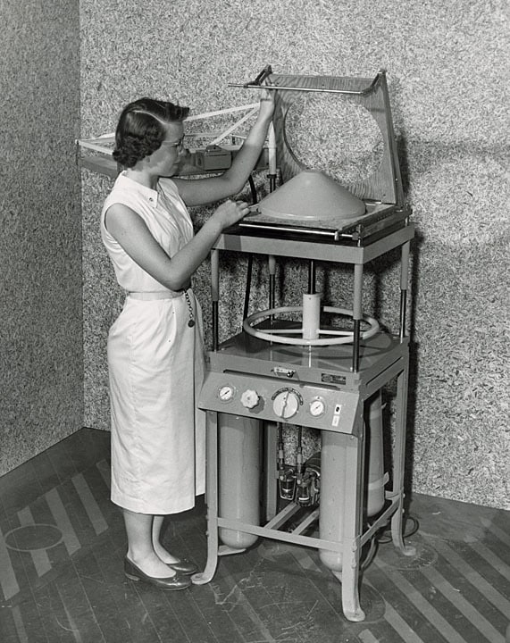 A student uses a press patented by Robert S. Swanson to create a plastic lampshade, ca. 1958. Swanson began his career at Stout as a student, became a faculty member in Applied Science, and served as the school’s Chancellor during the 1970s and 80s. University of Wisconsin-Stout.