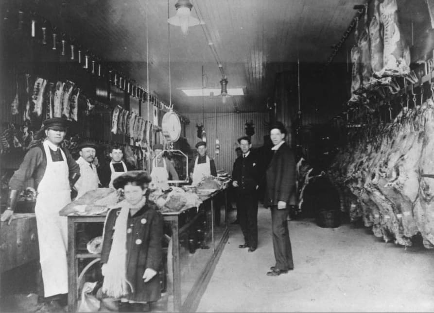 Kleiner Meat Market, Eau Claire, 1897. Chippewa Valley Museum.