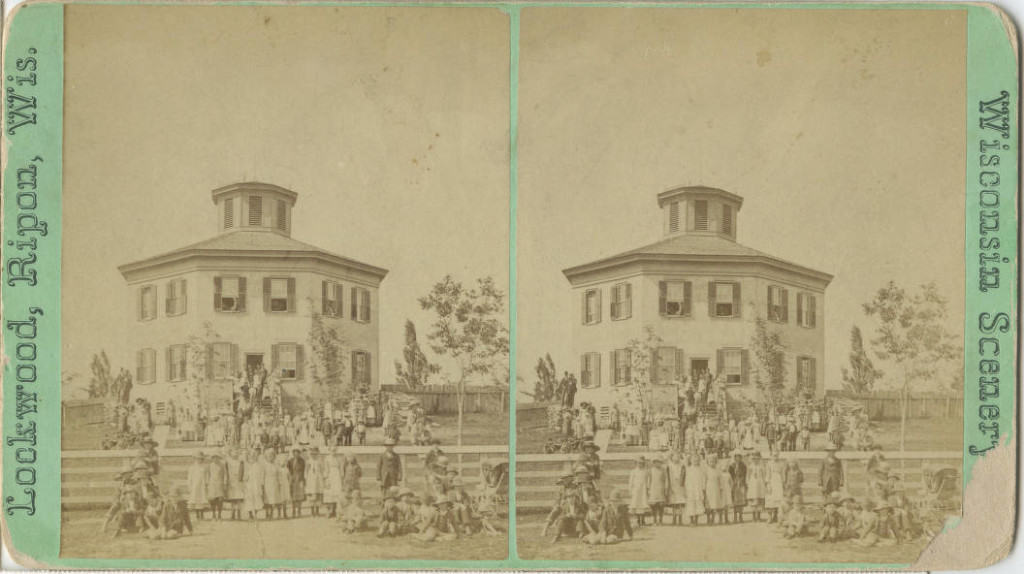 Stereograph of octagonal schoolhouse, 1857. Ripon Historical Society.