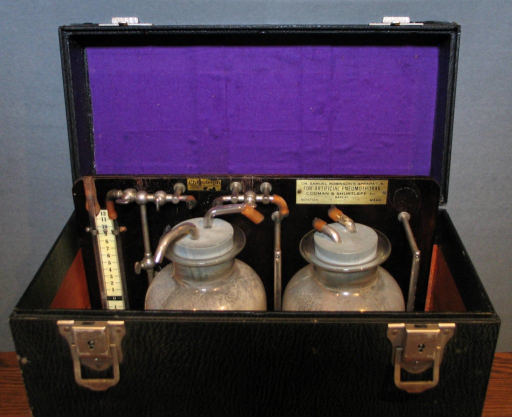 Dr. Samuel Robinson’s Apparatus for Artificial Pneumothorax, used to collapse the lung in patients suffering from pulmonary tuberculosis. This surgical treatment was replaced by antibiotics in the 1940s. Medical College of Wisconsin Libraries.