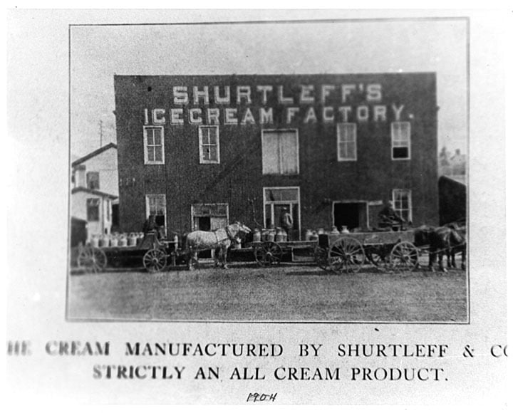 Shurtleff’s Ice Cream Factory, established in Janesville in 1878. This photo shows horses bringing milk cans to the factory in 1904. In 1969, George Shurtleff sold his ice cream business to Schoep’s Ice Cream in Madison. Hedberg Public Library.