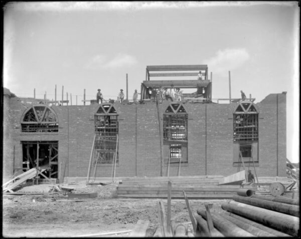 Eastman, Wi. - Rebuilding of St. Wenceslaus church, 1913