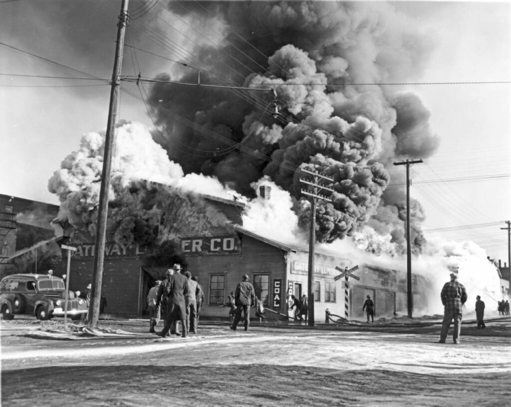 Image of the Gateway Lumber Co. fire on January 23rd, 1948. Cameron Avenue, 200 block.