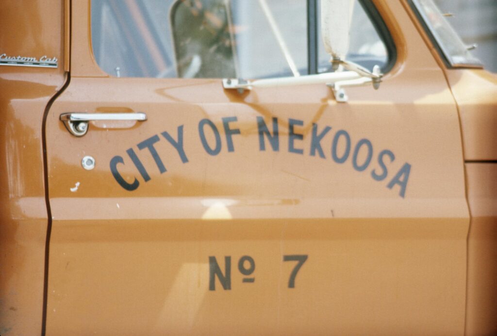 Nekoosa fire engine no. 7, 1972. Wisconsin Emergency Management.